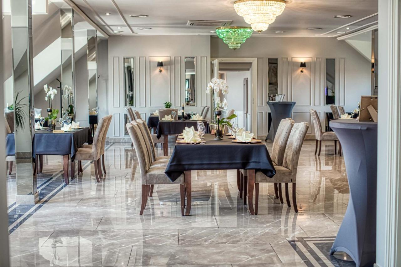 Hotel Bialy Dom Ρίμπνικ Εξωτερικό φωτογραφία