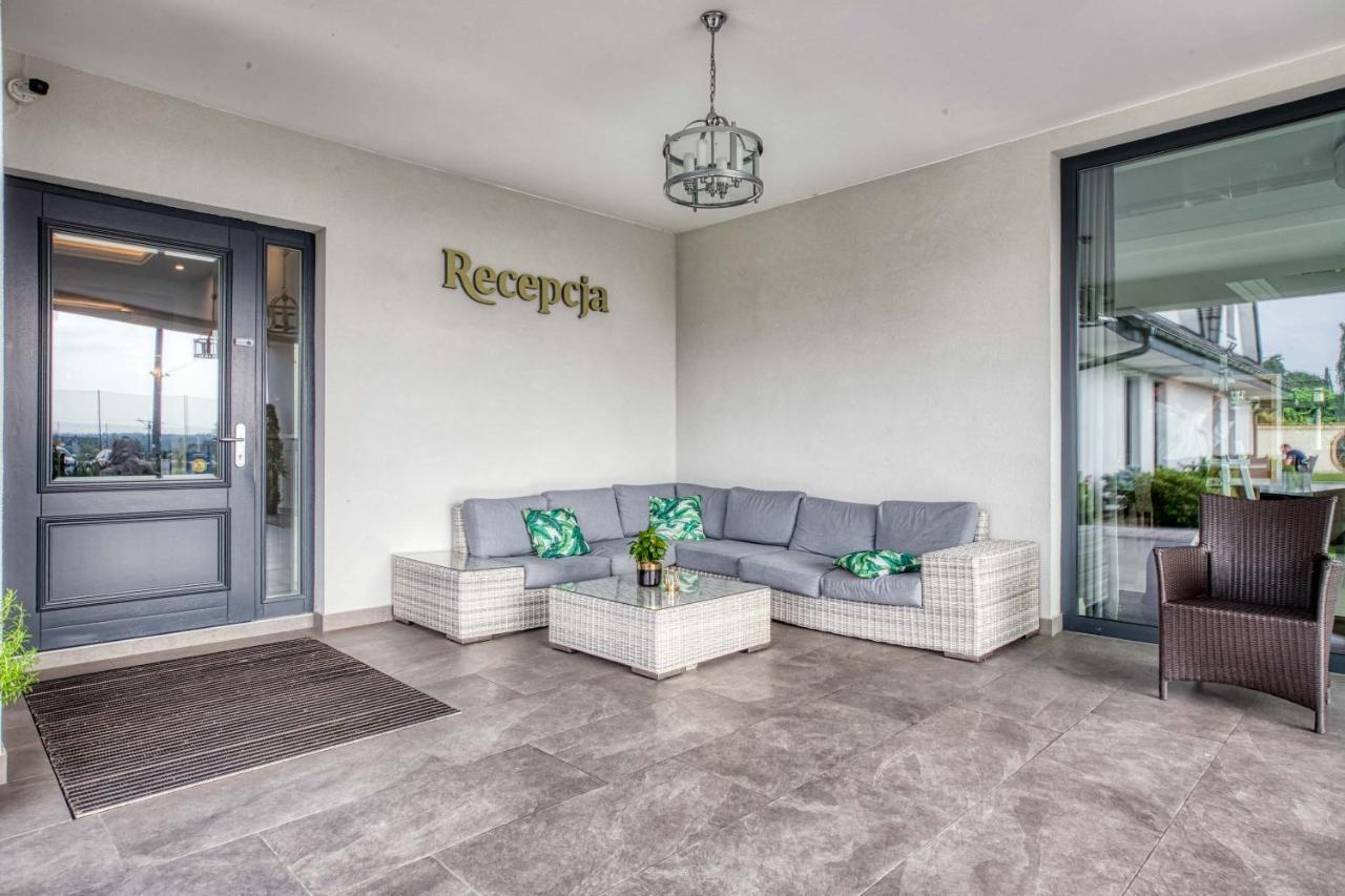Hotel Bialy Dom Ρίμπνικ Εξωτερικό φωτογραφία