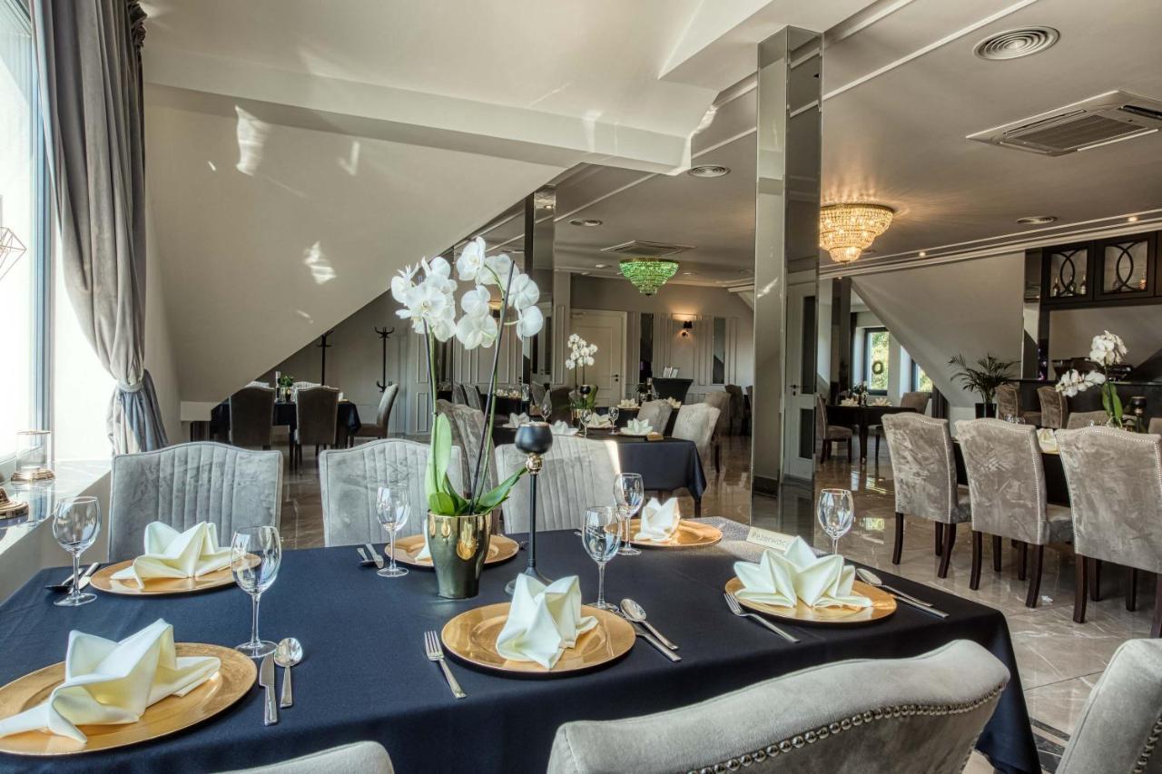 Hotel Bialy Dom Ρίμπνικ Εξωτερικό φωτογραφία
