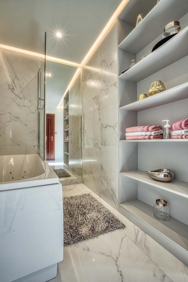 Hotel Bialy Dom Ρίμπνικ Εξωτερικό φωτογραφία