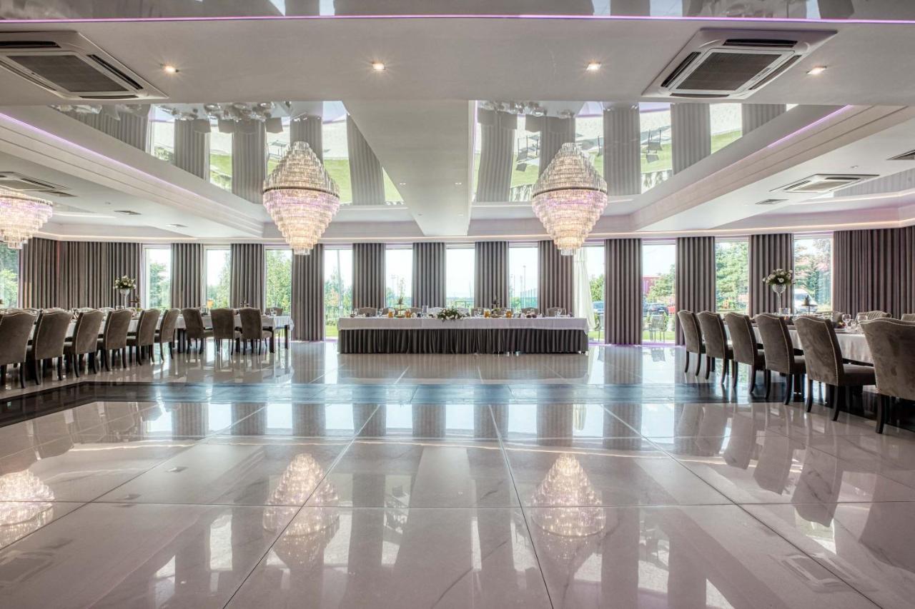 Hotel Bialy Dom Ρίμπνικ Εξωτερικό φωτογραφία