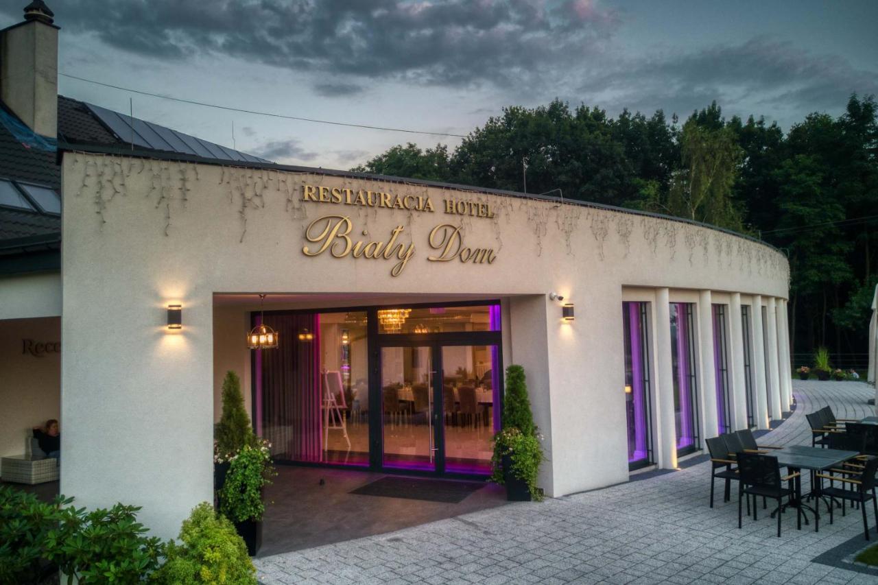 Hotel Bialy Dom Ρίμπνικ Εξωτερικό φωτογραφία