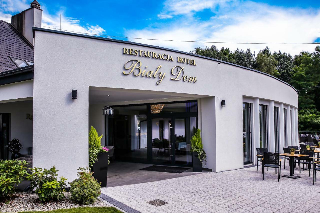 Hotel Bialy Dom Ρίμπνικ Εξωτερικό φωτογραφία